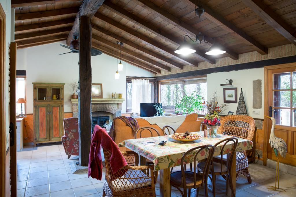 Casa Rural La Casa Del Bosque 나바콘세호 외부 사진