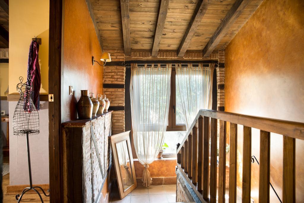 Casa Rural La Casa Del Bosque 나바콘세호 외부 사진